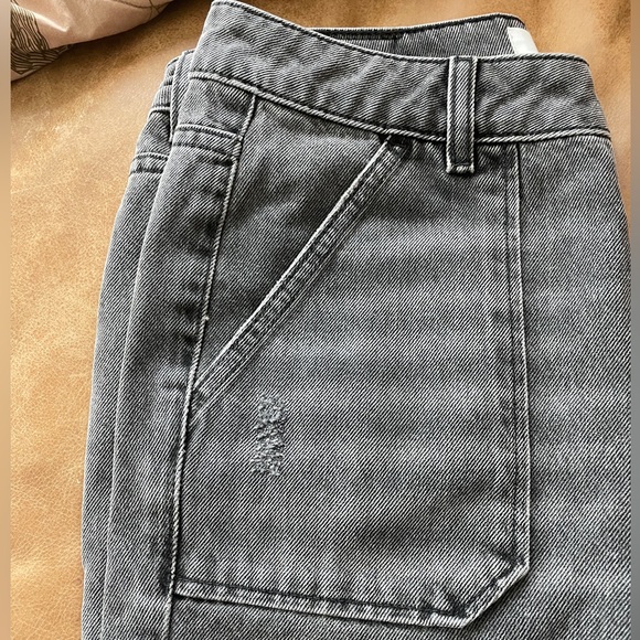 COPY: ba&sh NWT Elly Jean sz 28 in light grey. Fit is more like 26… - Picture 5 of 10